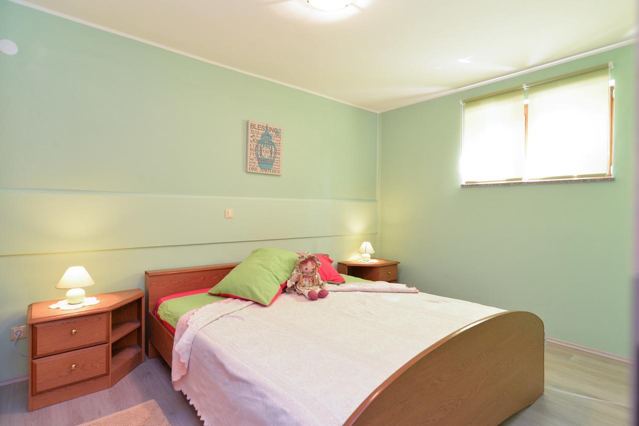 Apartments Chiara 877 Pula Extérieur photo